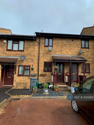 1 Bedroom Terraced House To Rent In Wren Close, Orpington, BR5