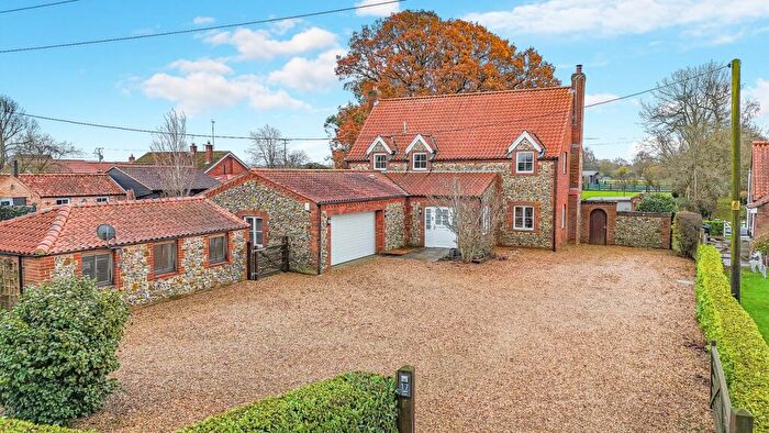 4 Bedroom Detached House For Sale In Leziate Drove, Pott Row, PE32