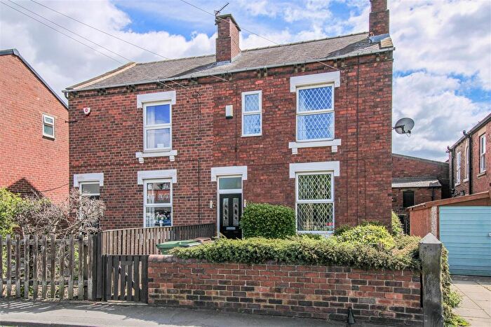 3 Bedroom Semi-Detached House For Sale In Manor Road, Horbury, Wakefield, WF4