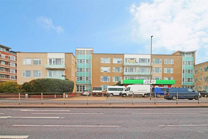 Studio For Sale In Lancaster Court, Kingsway, Hove, BN3