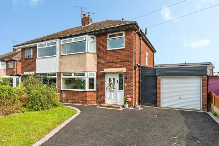 3 Bedroom Semi Detached House For Sale In Evansleigh Drive, Sandycroft, Deeside, CH5