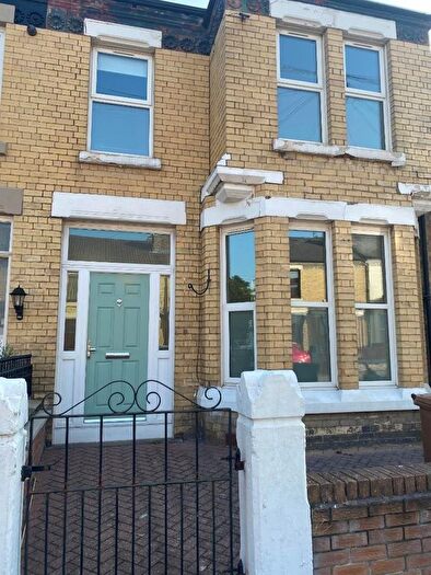 3 Bedroom Property To Rent In Ferndale Road, Waterloo, Liverpool, L22