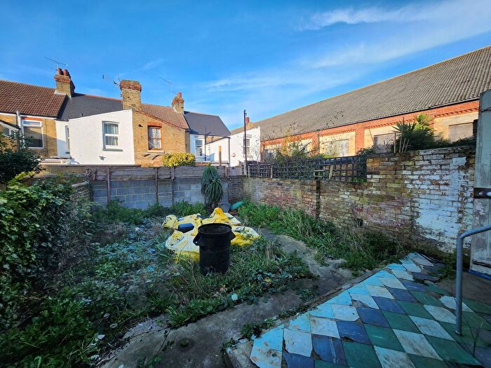 3 Bedroom Terraced House For Sale In Dumpton Park Drive, Ramsgate, CT11