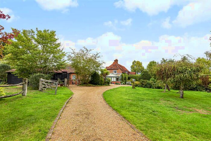 4 Bedroom Semi-Detached House For Sale In Long Reach, Ockham, GU23