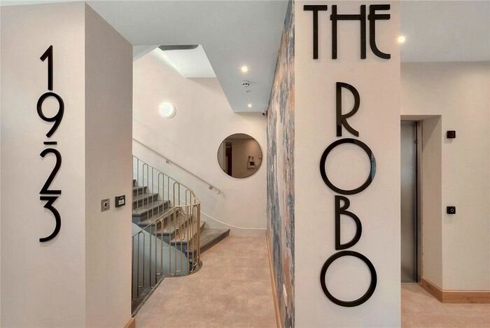 Studio To Rent In Burleys Way, Leicester, LE1