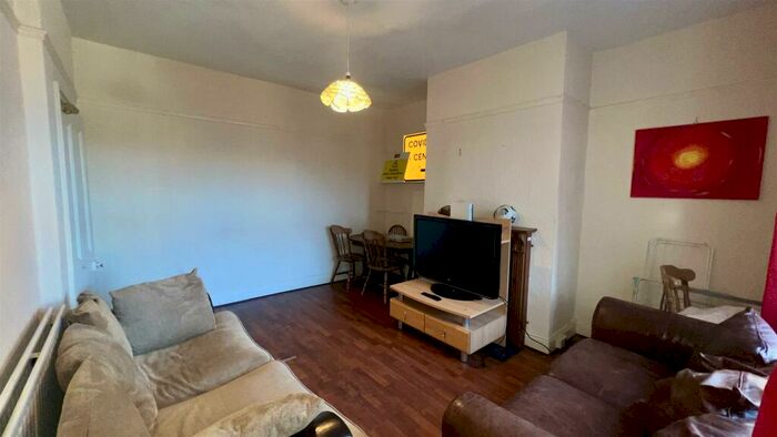 4 Bedroom Terraced House To Rent In Deuchar Street, Newcastle Upon Tyne, NE2