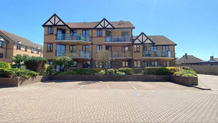 2 Bedroom Flat For Sale In Sussex Court, Emerald Quay, Shoreham Beach, West Sussex, BN43