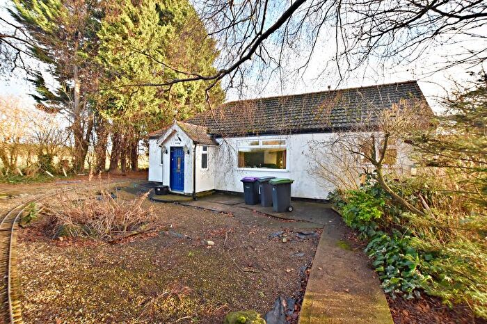 2 Bedroom Detached Bungalow For Sale In Delph Road, Branston Booths, Lincoln, LN4