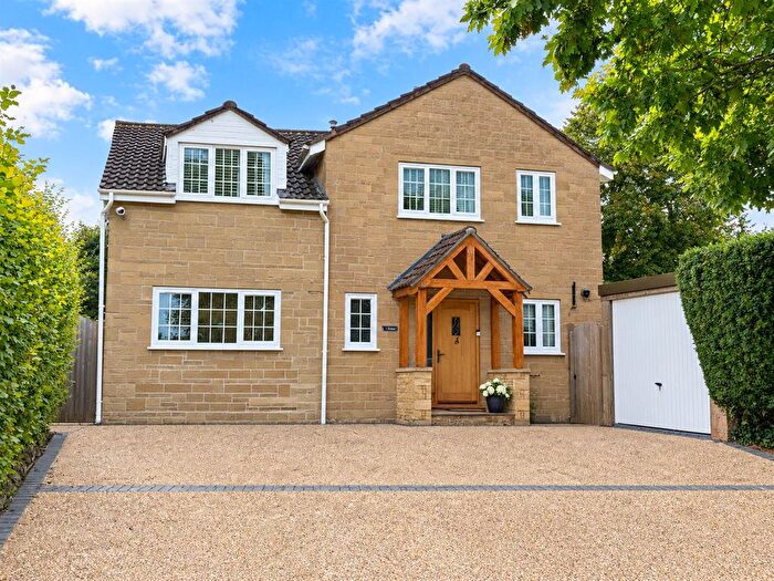 4 Bedroom Detached House For Sale In Hele Lane, South Petherton, TA13