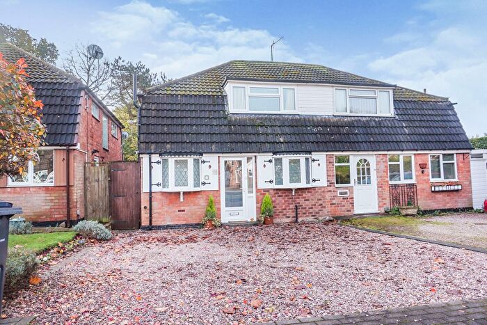 3 Bedroom Semi Detached House For Sale In East Rise, Sutton Coldfield, B75