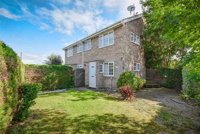 1 Bedroom Semi-Detached House To Rent In Maplewood Avenue, Hull, HU5