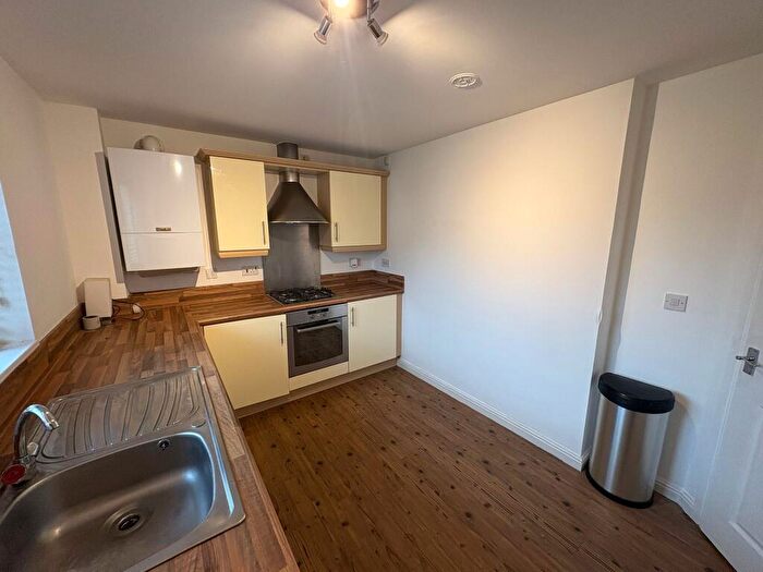 2 Bedroom Flat To Rent In Glan Yr Afon, Gorseinon, Swansea, SA4