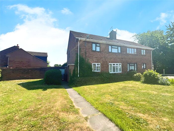 1 Bedroom Flat To Rent In Hyde Road, Wolverhampton, West Midlands, WV11