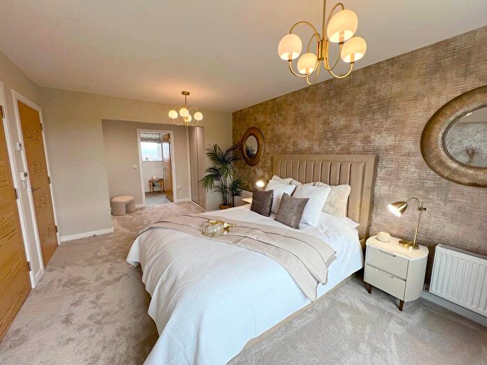5 Bedroom Detached House For Sale In Castle Gate, Airth, FK2