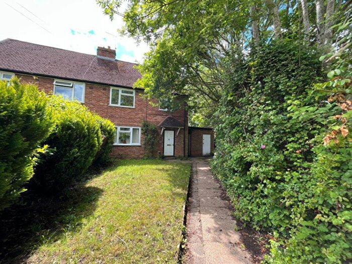 2 Bedroom Maisonette To Rent In Walden Cottages, Normandy, GU3