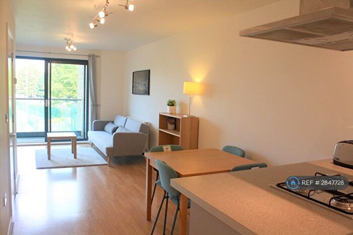 1 Bedroom Flat To Rent In Douglas Path, London, E14