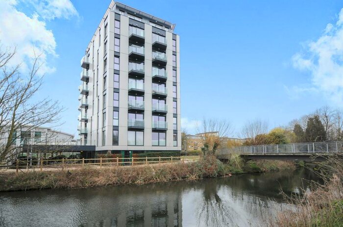 2 Bedroom Apartment To Rent In Shire Gate, Chelmsford, CM2