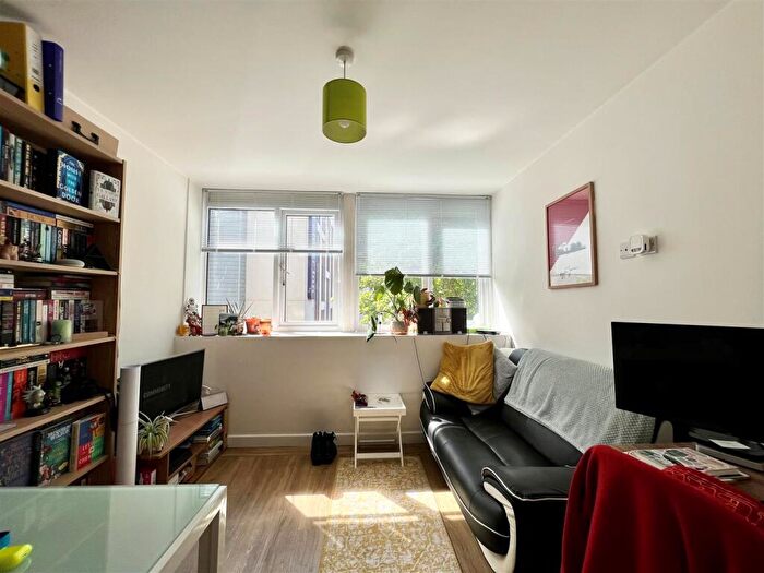 1 Bedroom Apartment To Rent In Enterprise House, Portsmouth, PO1