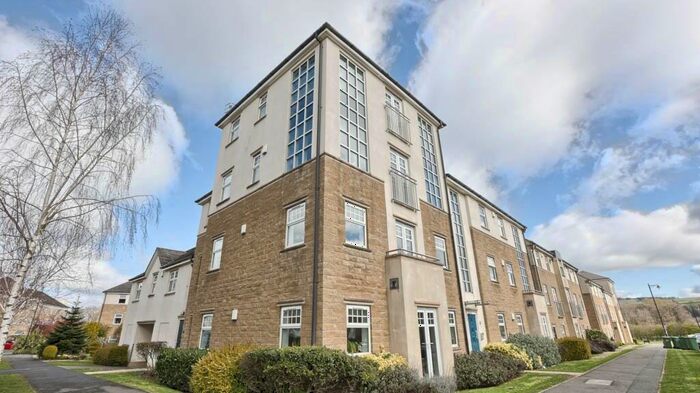 2 Bedroom Apartment To Rent In High Royds Drive, Leeds, West Yorkshire, LS29