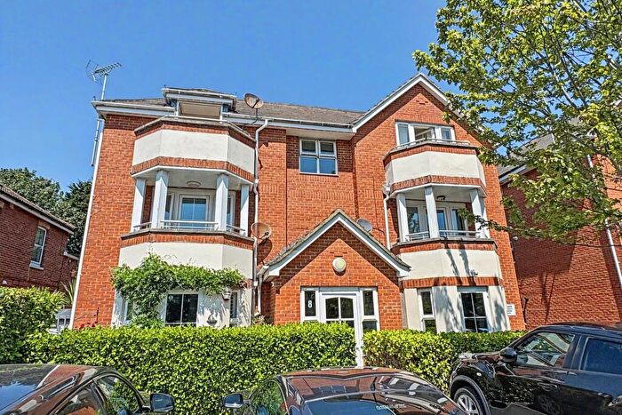2 Bedroom Flat For Sale In Boscombe, BH5