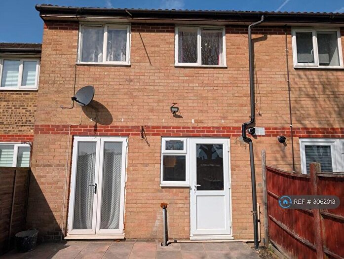 3 Bedroom Terraced House To Rent In Daintry Close, Harrow, HA3