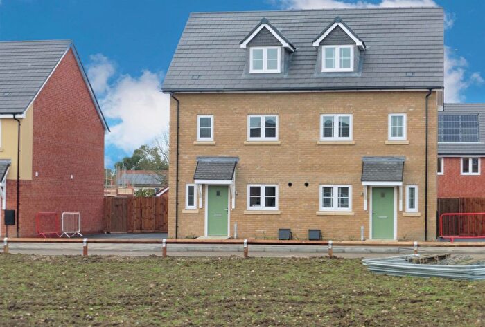 3 Bedroom Maisonette For Sale In Buckenham Road, Attleborough, NR17