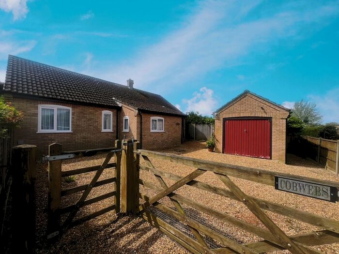 3 Bedroom Semi-Detached Bungalow To Rent In Watermans Lane, Hilgay, Downham Market, PE38