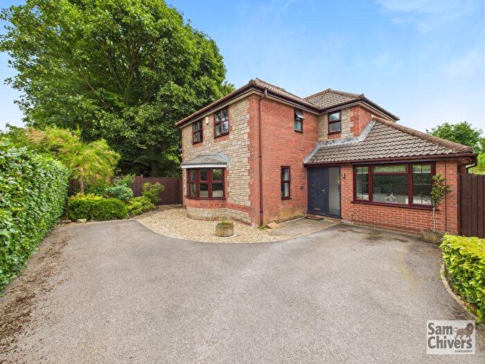 5 Bedroom Detached House For Sale In Underleaf Way, Peasedown St. John, BA2