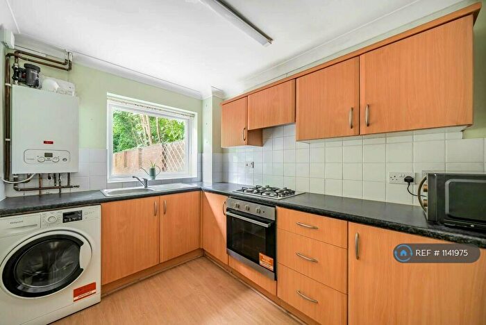 4 Bedroom Semi-Detached House To Rent In May Tree Close, Winchester, SO22