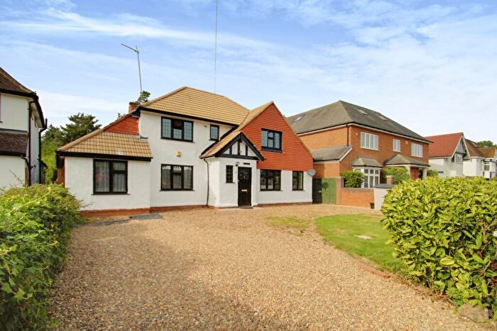 5 Bedroom Detached House To Rent In Syke Cluan, Richings Park, SL0