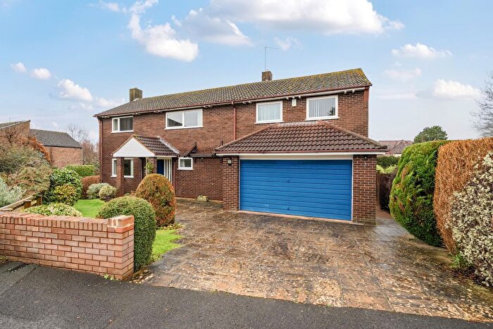 4 Bedroom Detached House For Sale In Osborne Way, Taunton, TA1