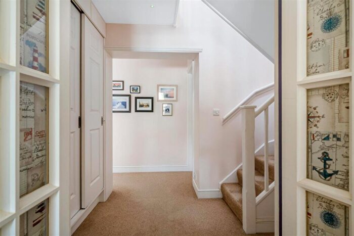 4 Bedroom Detached Bungalow For Sale In Moor Road, Swanage, BH19 - Photo 8