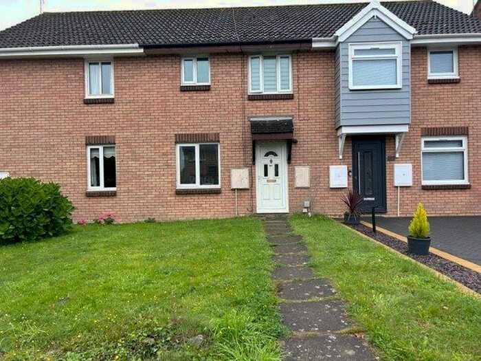 3 Bedroom Property To Rent In Althorp Drive, Penarth, CF64