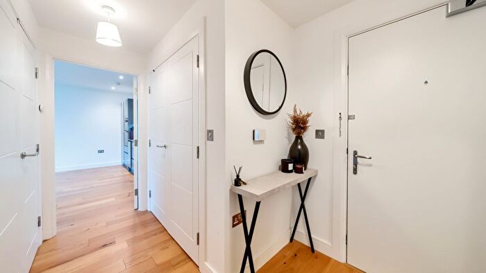 1 Bedroom Flat For Sale In Prospect Row, London, E15