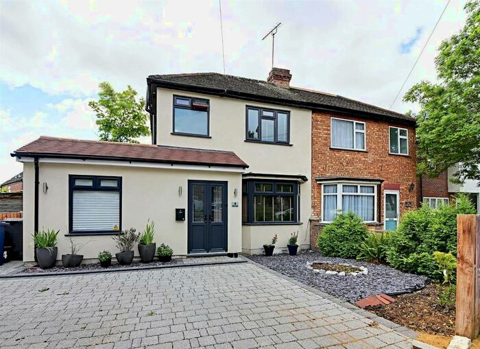3 Bedroom Semi-Detached House To Rent In Frith Lane, Mill Hill, NW7
