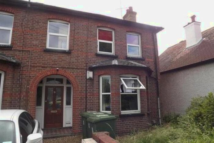 1 Bedroom Maisonette To Rent In Horseshoe Lane, Watford, WD25