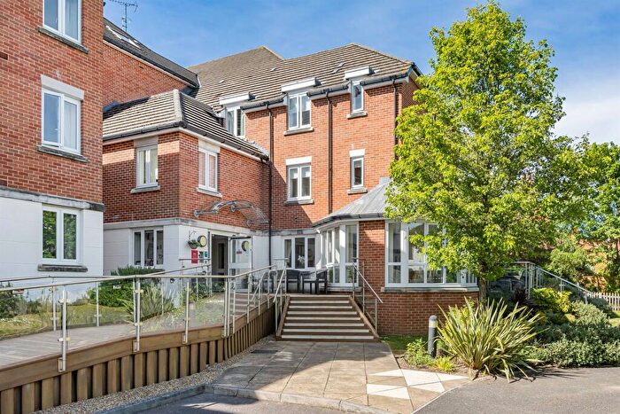 2 Bedroom Retirement Property For Sale In Caversham, Reading, RG4