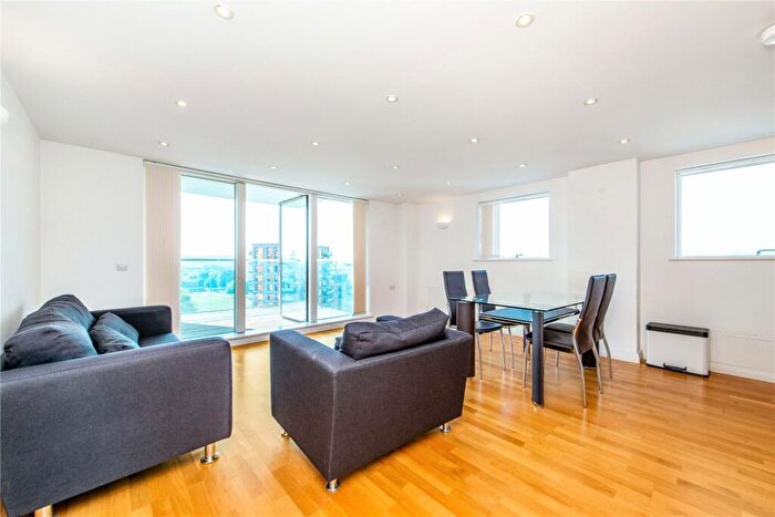 2 Bedroom Apartment To Rent In Ursula Gould Way, E14