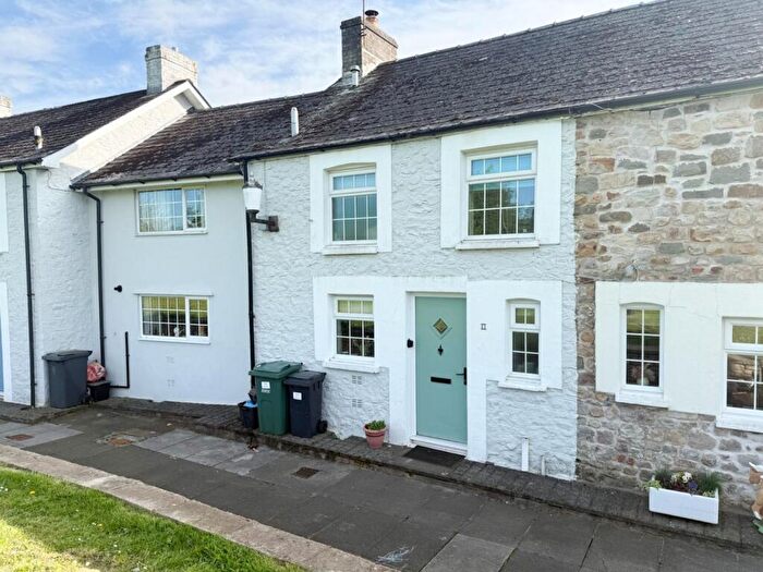 3 Bedroom Cottage For Sale In Garw Row Croesyceiliog, Croesyceiliog, Cwmbran, NP44