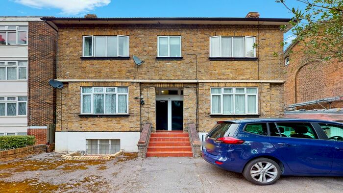 1 Bedroom Studio To Rent In Jasmine Grove, Anerley, SE20