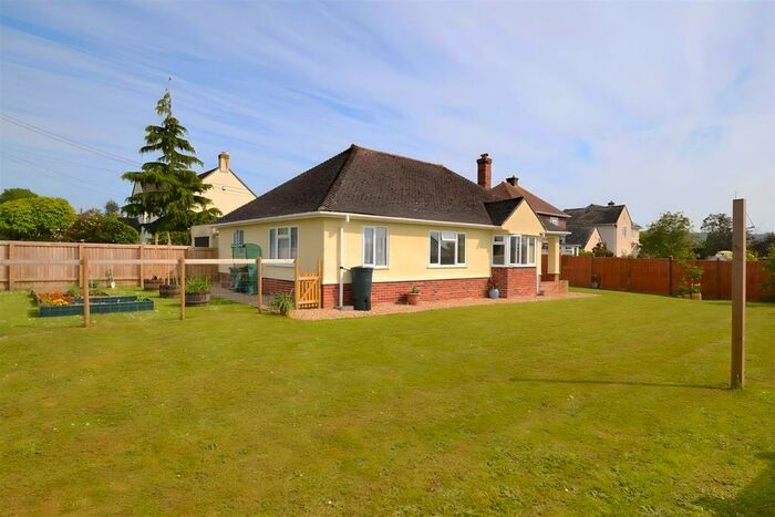 3 Bedroom Detached Bungalow For Sale In Horslears, Axminster, EX13