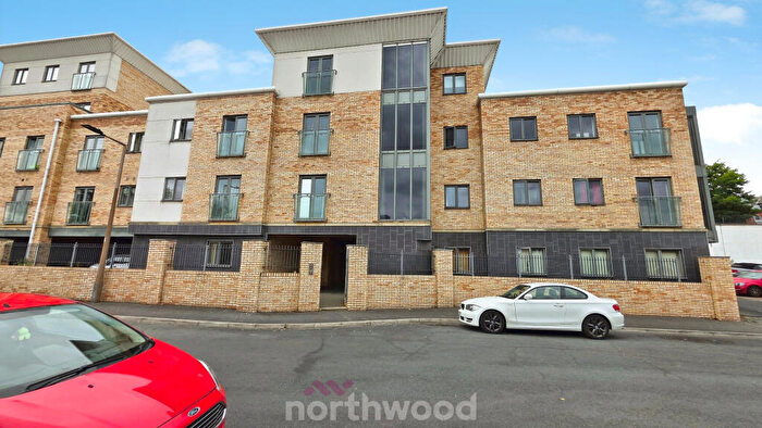 2 Bedroom Flat To Rent In Low Road, Balby, Doncaster, DN4