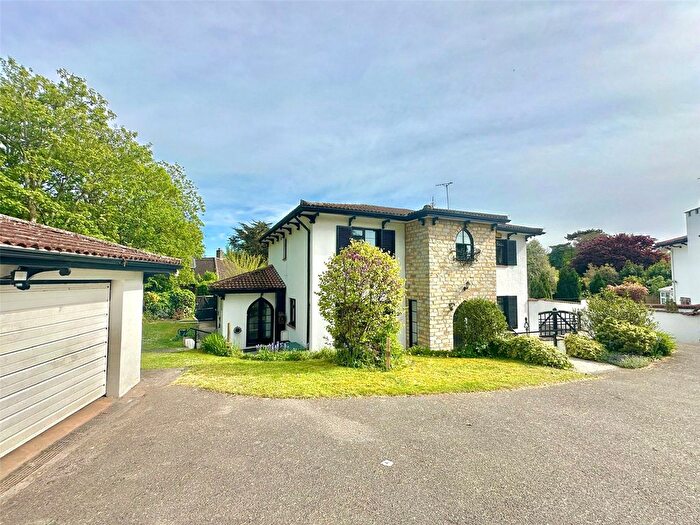 4 Bedroom Detached House For Sale In Berrow Road, Burnham-On-Sea, Somerset, TA8