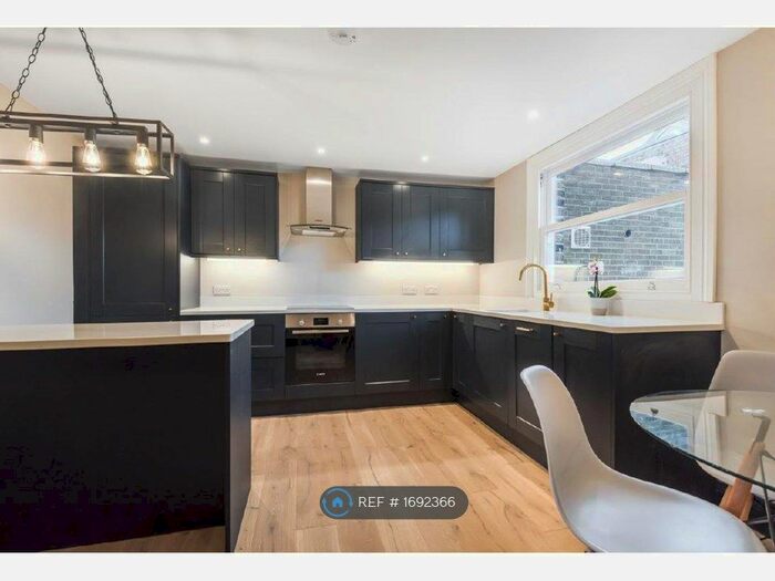 3 Bedroom Flat To Rent In Chaldon Road, London, SW6