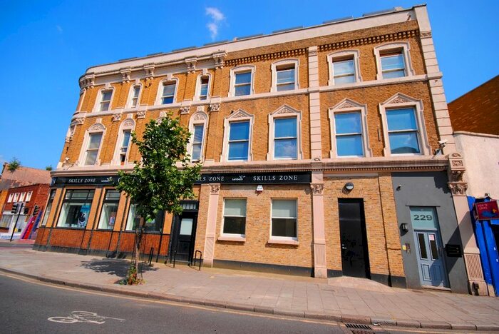 1 Bedroom Flat To Rent In Coldharbour Lane, London, SW9