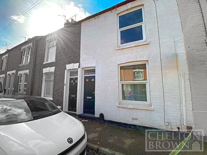 2 Bedroom Terraced House For Sale In Byron Street, Northampton, Northamptonshire, NN2