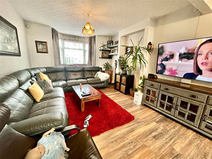 3 Bedroom Semi-detached House To Rent In Village Way, London, NW10