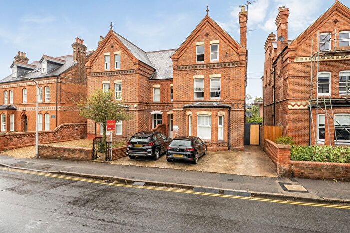 Studio For Sale In Castle Crescent, Reading, RG1