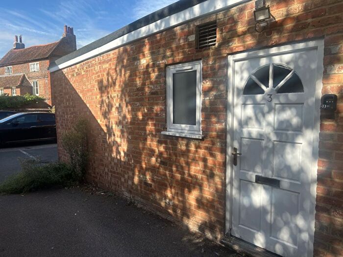 1 Bedroom Flat To Rent In Flat, Temple Square, Aylesbury, HP20