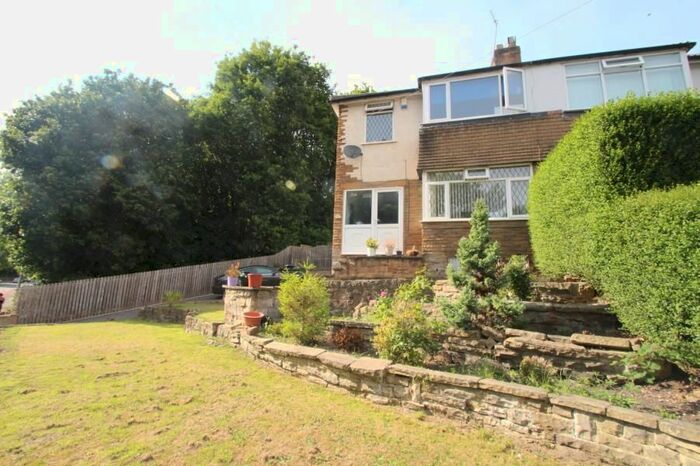 3 Bedroom Semi-Detached House To Rent In Abbey Road, Leeds, LS5